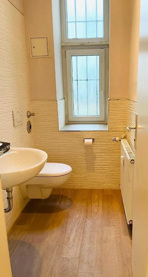 Luxus Apartment Im Bahnhofsviertel 美因河畔法兰克福 0*,